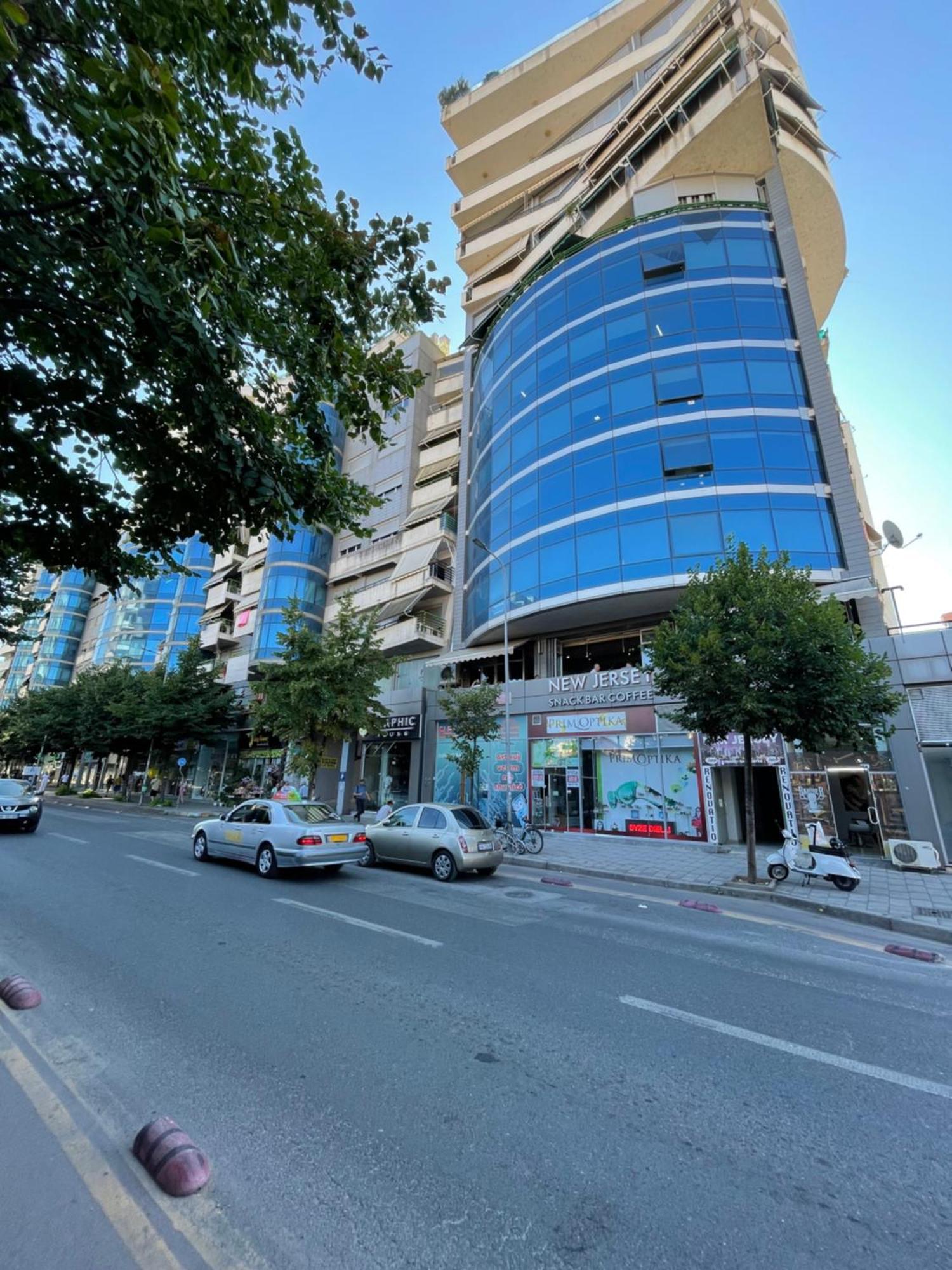 Lux Apartment Tirana Exterior photo